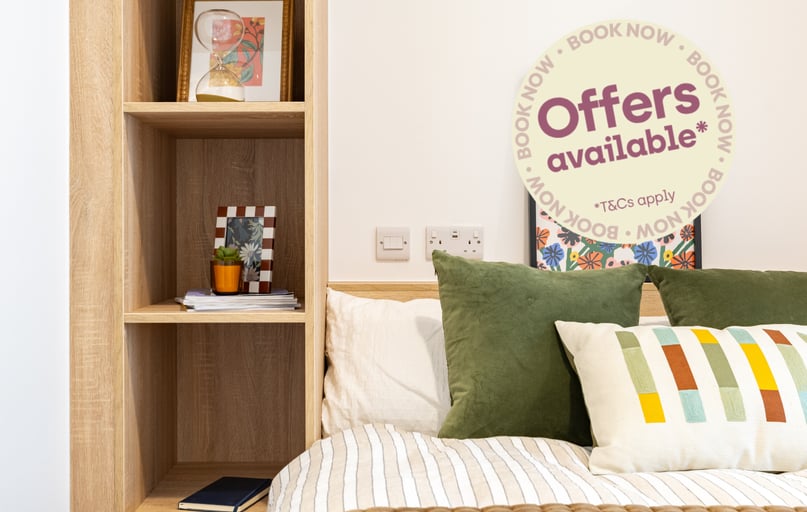 Premium Studio, Beckton House, Station Road, Beeston, Nottingham - Image 1